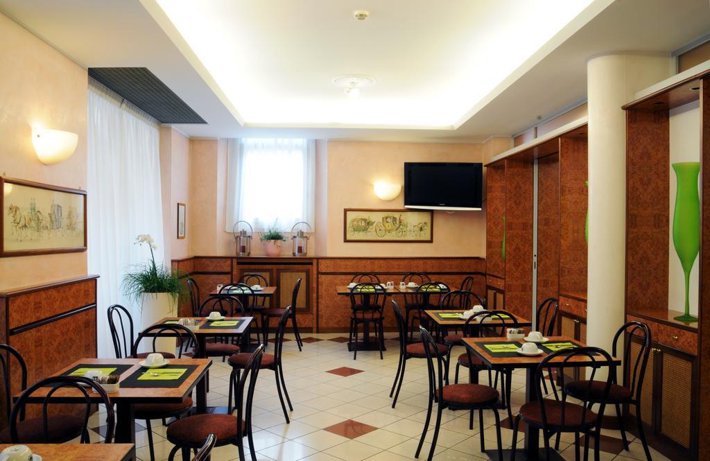 Button Hotel 3*